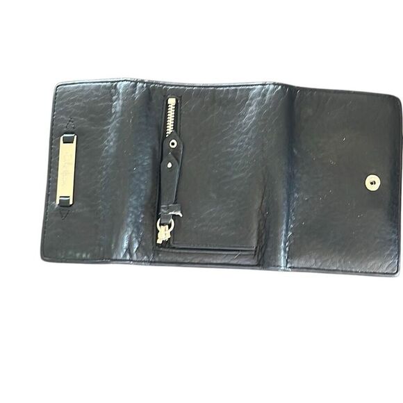 Cole Haan women’s leather wallet - Picture 2 of 3